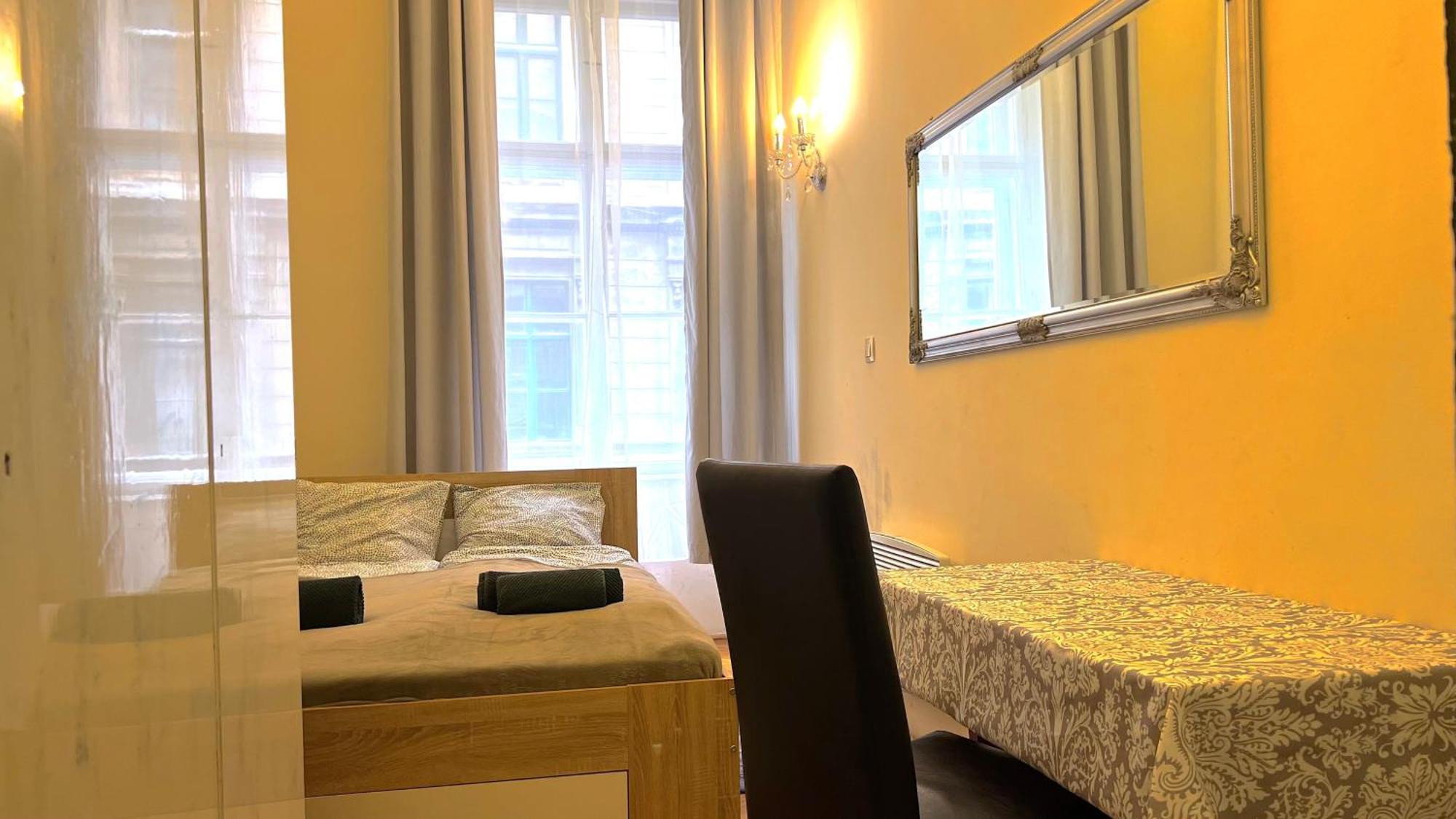 Best Of Guest House By Small Home Budapest Kültér fotó