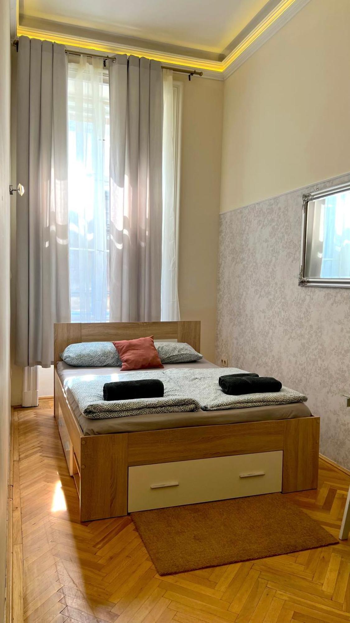 Best Of Guest House By Small Home Budapest Kültér fotó